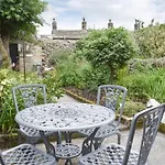 Rose - Uk34067 Holiday home